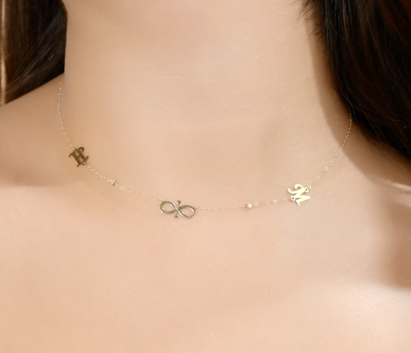 Collier Infini Lettres en Or 18k - Toutes Les Lettres Sont Disponible