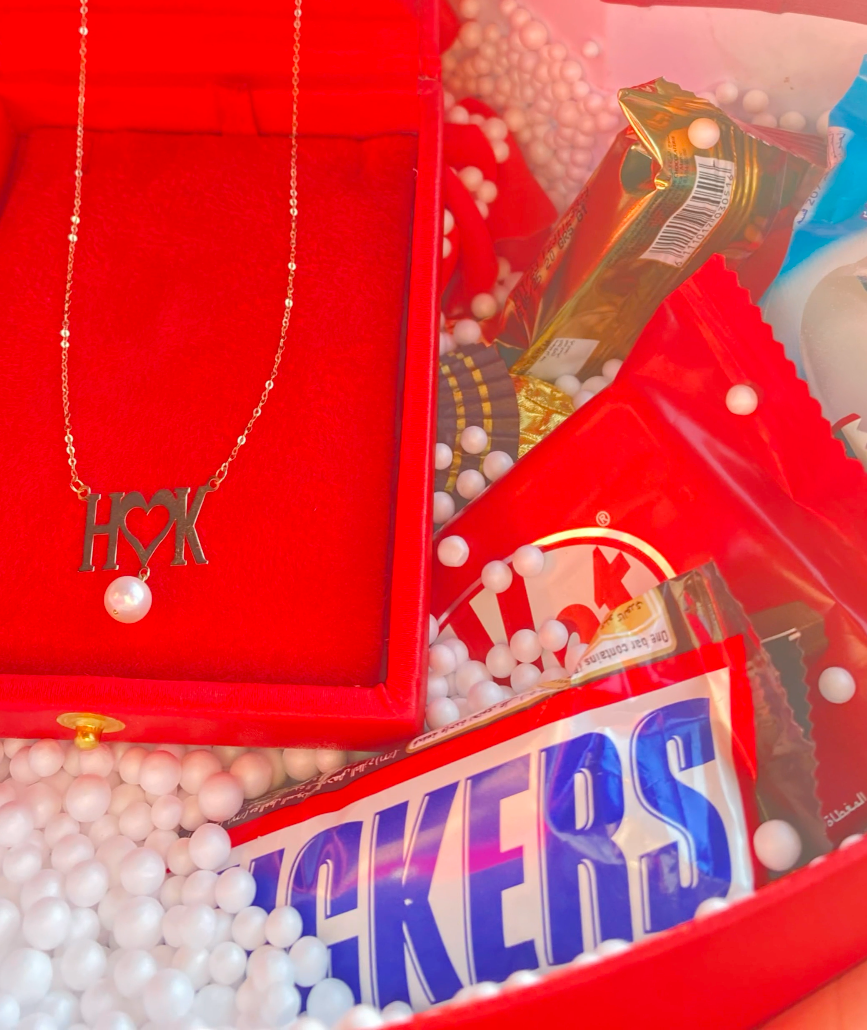 Collier en Or 18k Avec Pack de chocolat et de fleurs Pour Saint-Valentin 💖