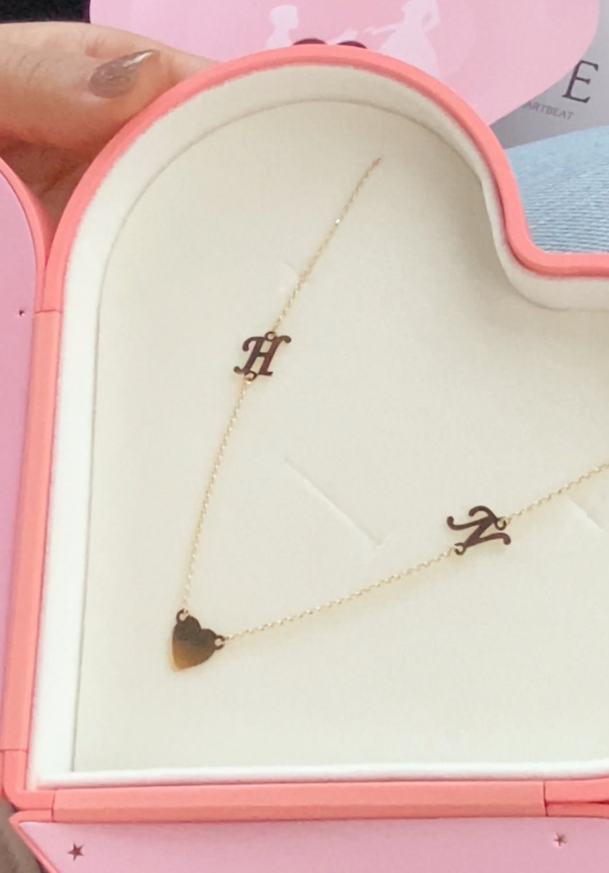 Collier en Or 18k -  Toutes les lettres disponibles !